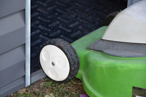 JUMTA LOGU INSTRUMENTU MĀJA 1855 X 3800